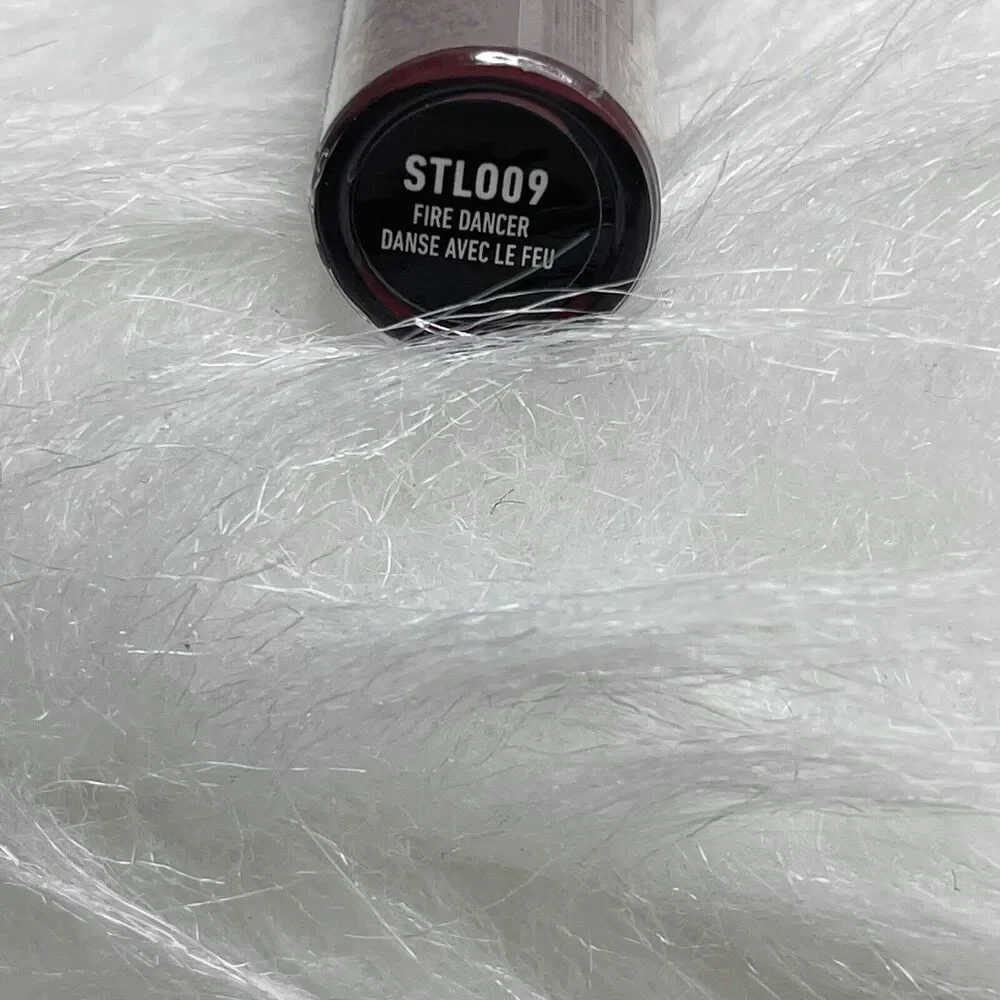 Nyx Cosmetics Slip Tease Full Color Lip Oil Lipstick Gloss Fine Dancer‎ Maroon